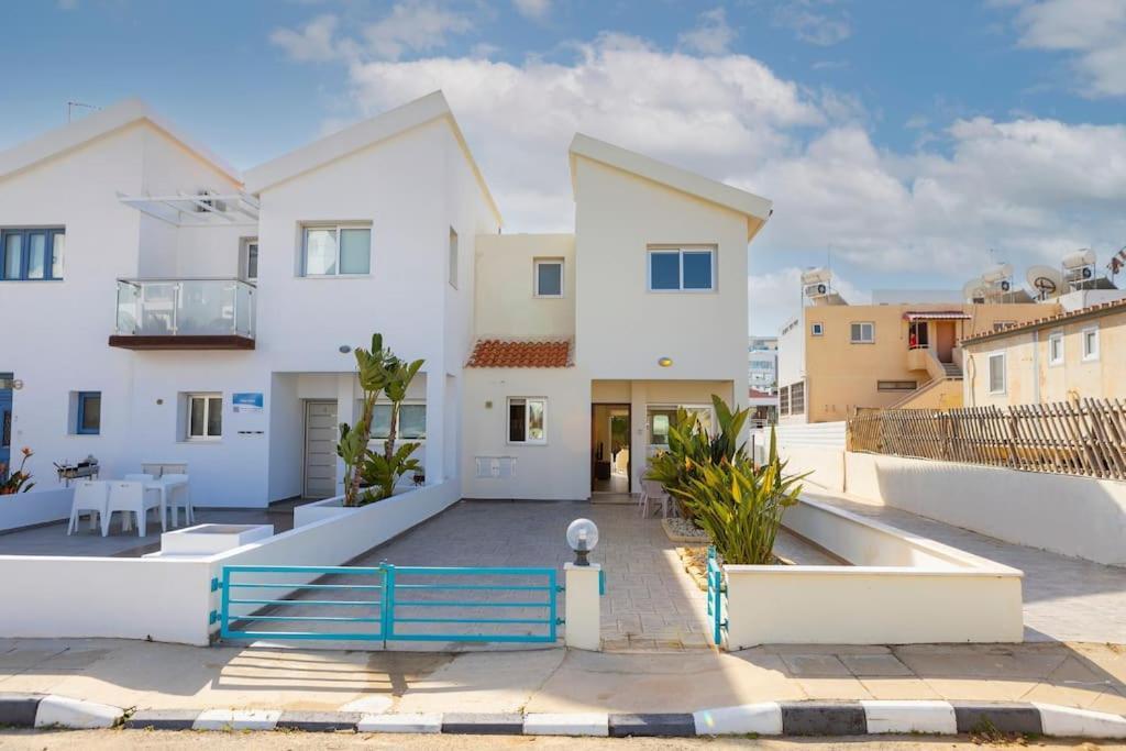 פרוטאראס Villa Nora מראה חיצוני תמונה