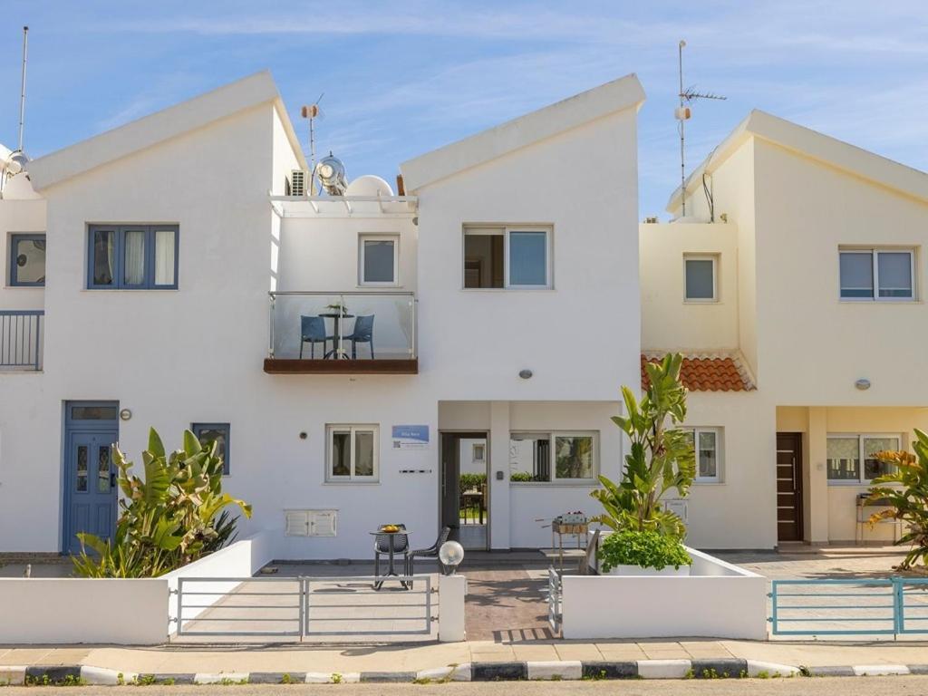 פרוטאראס Villa Nora מראה חיצוני תמונה